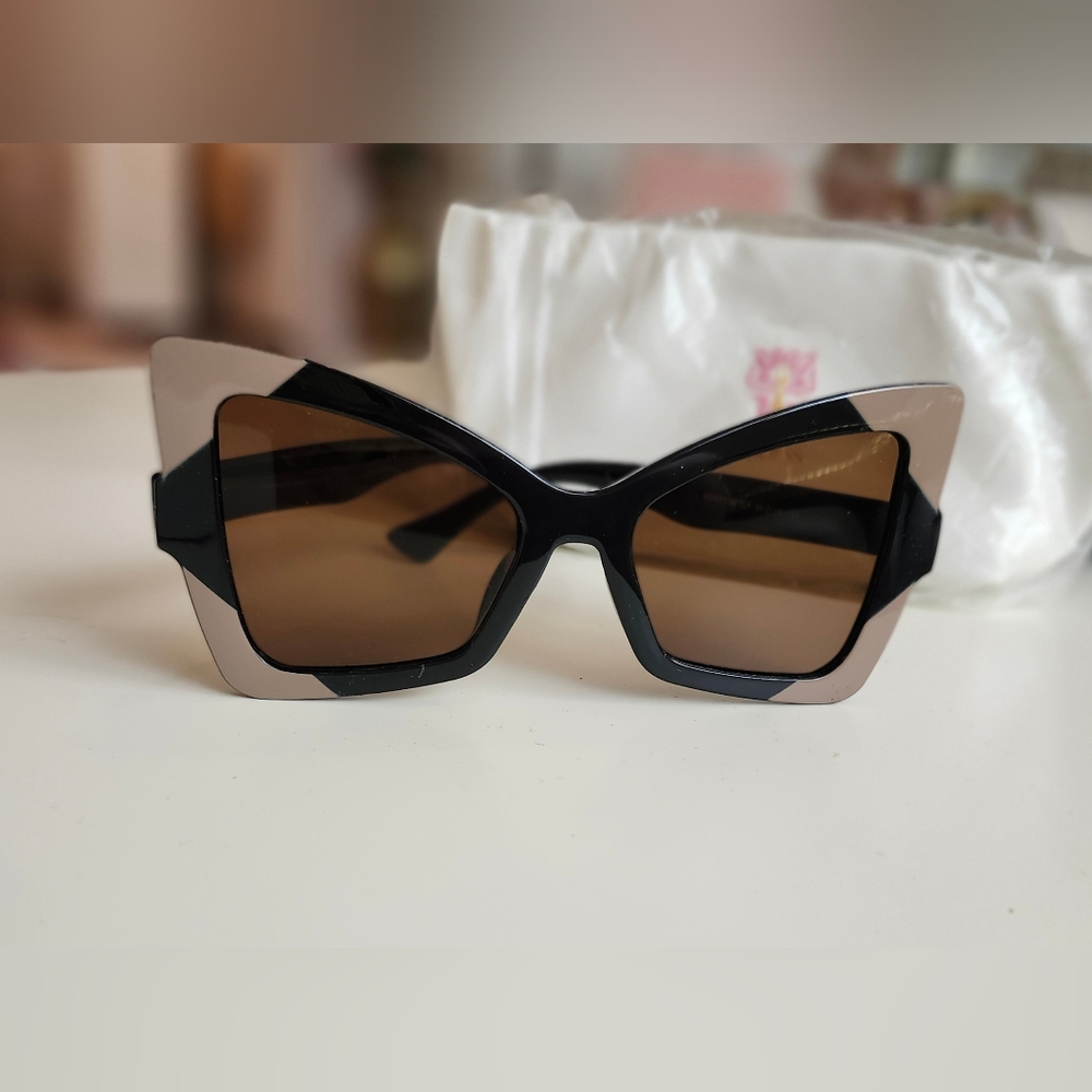 Chic Brown and Tan Sunglasses